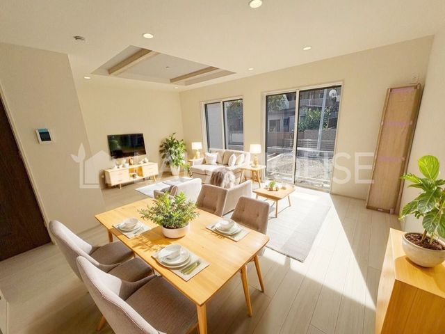 rO ƑS喞ꂽfUCƍŐV@\ŐSn̂悢ZԂ񋟂܂B