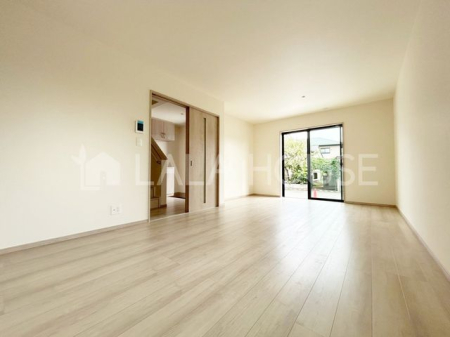 rO zǍDB̍ޖ邢͌Mߖł܂B