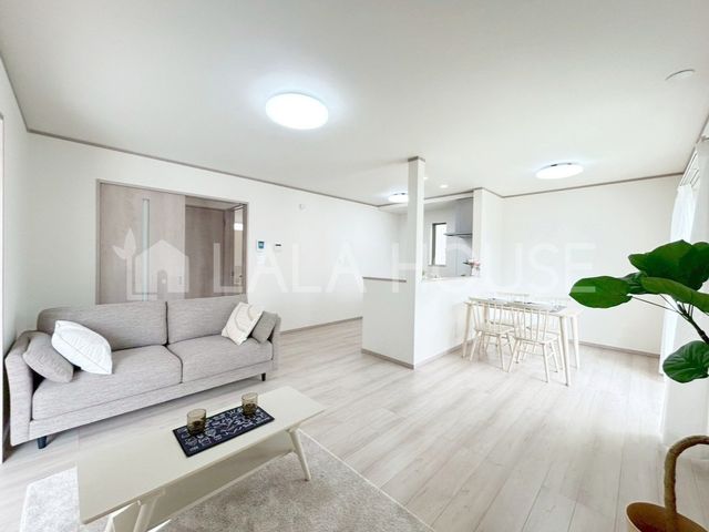 rO zǍDB̍ޖ邢͌Mߖł܂B