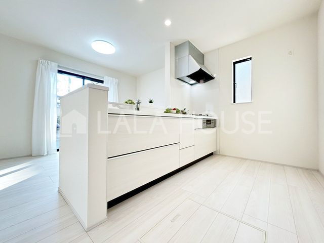 Lb` ړȂĂq̓IȃLb`ƎqĂ₷