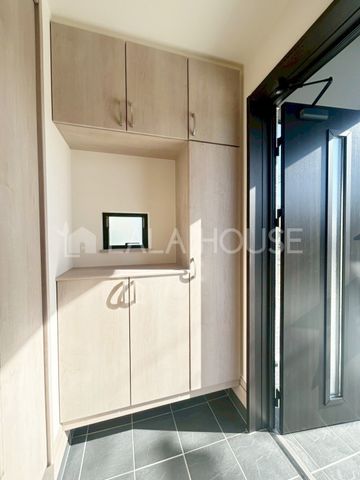 ���� �V��܂ł̍��������錺�֎��[�B�������薾�邢���ւł��B�I������̂ŎG�݂�G�߂̉Ԃ�����܂���