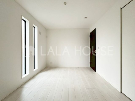 ���̑� �X�ܓ��͑S�Ğw���g�p���Ă���A�؂̉��������X���ł������Ƃ����k�ł����ԂƂȂ��Ă���܂�