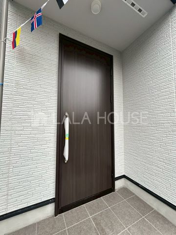 ���̑� ��l����̂ł���U�������`���g������������AStokke�̃`�F�A�����p�ӂ��Ă���܂��B�������~���N�p�̂����◣���H�̉��߂Ȃǂ����Ή��\�ł��I