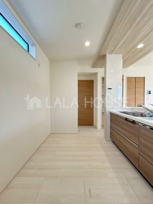 Lb` ①ɂJbv{[huĂȂȂLb`Xy[XLb`ɂ[I聙