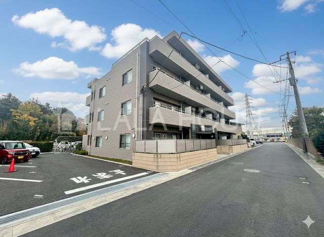 nOώʐ^ acwk5I}Gcڂ̑O1IRrj2I֗̕ȗnłI[gbNEzBOXB