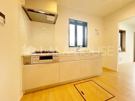 �L�b�`�� �������ɓ��������ɂ����Ɨ��^�L�b�`����