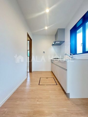 �L�b�`�� �������薾�邢�L�b�`���ł���