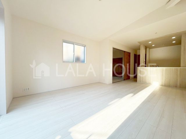 ���r���O �Ƒ��S���喞�����������ꂽ�f�U�C���ƍŐV�@�\�ŐS�n�̂悢���Z��Ԃ����񋟂��܂��B