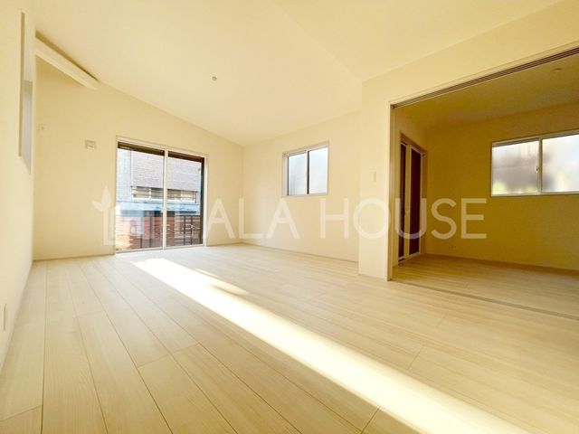 ���r���O �z����ǍD�B�������̍������ޖ��邢�����͌��M����ߖ�ł��܂��B