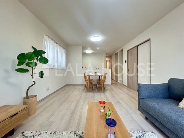 ���r���O �Ƒ��S���喞�����������ꂽ�f�U�C���ƍŐV�@�\�ŐS�n�̂悢���Z��Ԃ����񋟂��܂��B