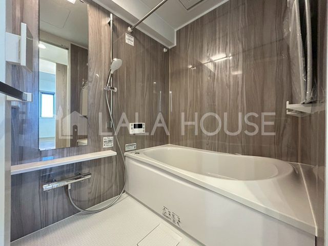 ���� ���������@�t�Ȃ̂ŁA�J�̓���ԕ����C�ɂȂ�G�߂����������ł��܂��B