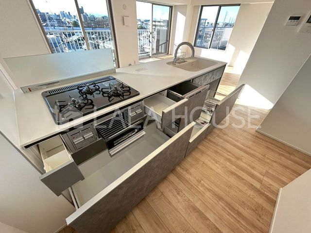 �L�b�`�� ���[�͂̂���V�X�e���L�b�`���I��w�̖����I�H��@�t���Ă܂��I