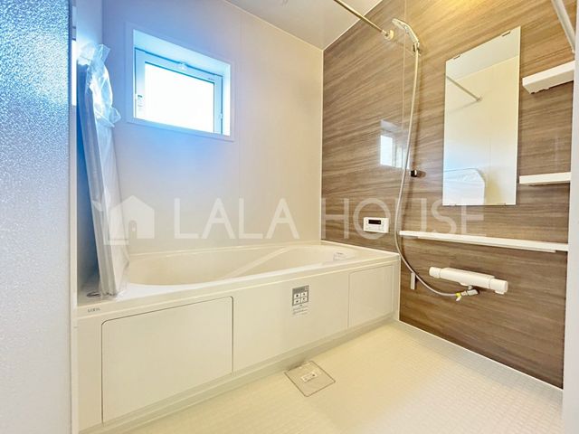 ���� ���������@�t�Ȃ̂ŁA�J�̓���ԕ����C�ɂȂ�G�߂����������ł��܂��B