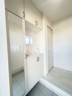 ���� ����