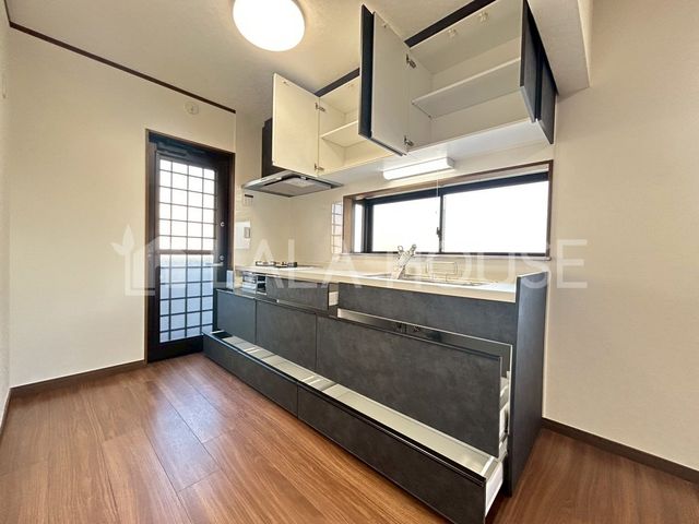 �L�b�`�� ���[�͂̂���V�X�e���L�b�`���I