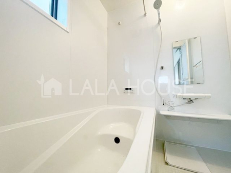 ���� ���������@�t�Ȃ̂ŁA�J�̓���ԕ����C�ɂȂ�G�߂����������ł��܂��B