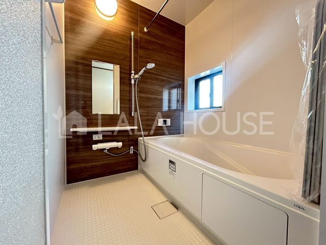 ���� ���������@�t�Ȃ̂ŁA�J�̓���ԕ����C�ɂȂ�G�߂����������ł��܂��B