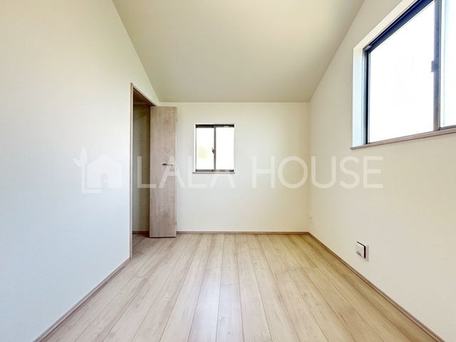 ���̑����� ���q�l�̊�]�����Ȃ��܂��I1�l1�l�ɖ��̃}�C���[������