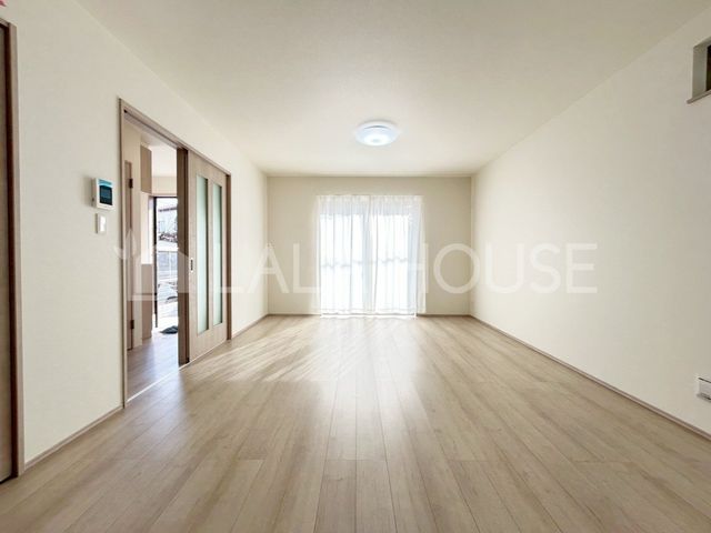 ���r���O �z����ǍD�B�������̍������ޖ��邢�����͌��M����ߖ�ł��܂��B