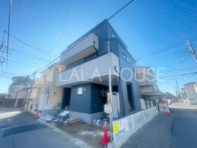 ���n�O�ώʐ^ �����w�k��11���I�X�[�p�[�E�R���r�j�E�h���b�O�X�g�A�k��8��������