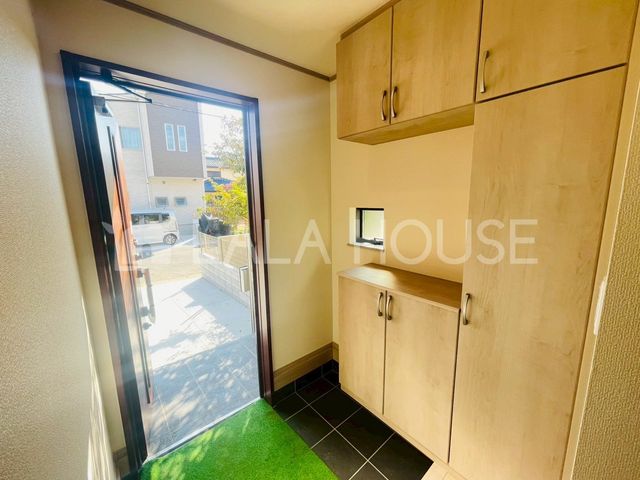 ���� �V��܂ł̍��������錺�֎��[�B�������薾�邢���ւł��B�I������̂ŎG�݂�G�߂̉Ԃ�����܂���