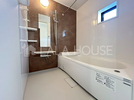 ���� ���������@�t�Ȃ̂ŁA�J�̓���ԕ����C�ɂȂ�G�߂����������ł��܂��B