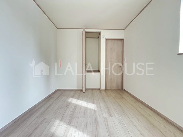 ���̑����� ���q�l�̊�]�����Ȃ��܂��I1�l1�l�ɖ��̃}�C���[������