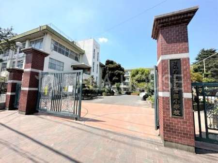 ���ӊ� �������܎s����Տ��w�Z �k��9���B 700m