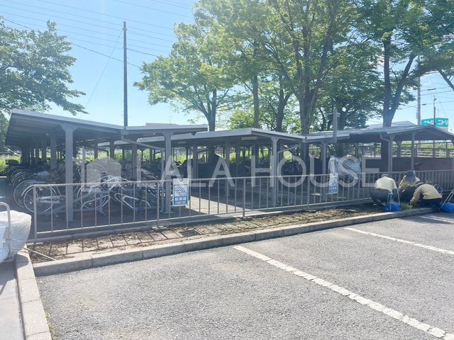 ���̑� ���֏�͉����t���Ȃ̂ŁA�J���̉e����h�����Ƃ��ł��܂��B