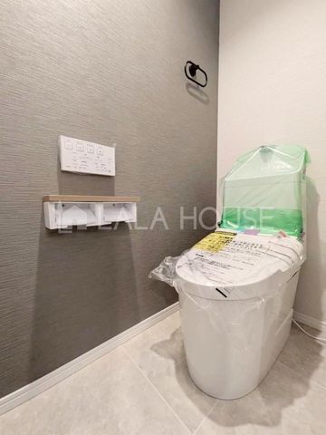 �g�C�� �g�C���ɂ͉��K�ȉ������֍��t���I