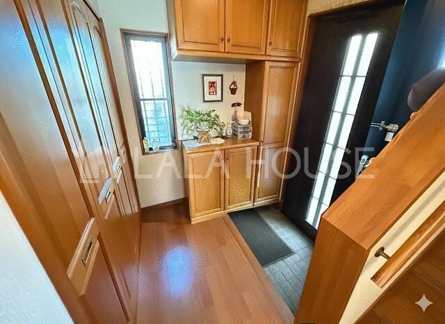 ���� �V��܂ł̍��������錺�֎��[�B�������薾�邢���ւł��B�I������̂ŎG�݂�G�߂̉Ԃ�����܂���