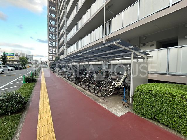 ���̑� ���֏�͉����t���Ȃ̂ŁA�J���̉e����h�����Ƃ��ł��܂��B