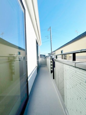 �o���R�j�[ -