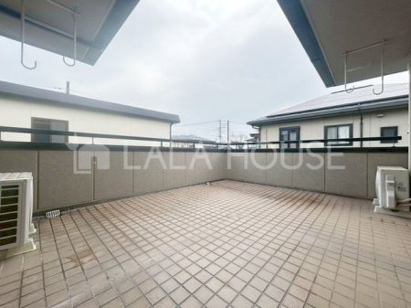 �o���R�j�[ -