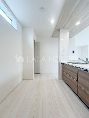 �L�b�`�� -