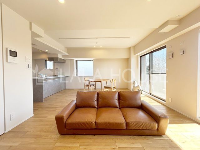 ���r���O �z����ǍD�B�������̍������ޖ��邢�����͌��M����ߖ�ł��܂��B