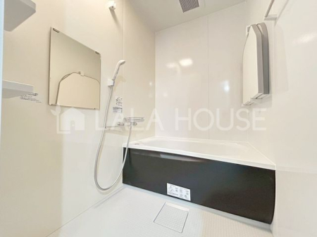 ���� ���������@�t�Ȃ̂ŁA�J�̓���ԕ����C�ɂȂ�G�߂����������ł��܂��B