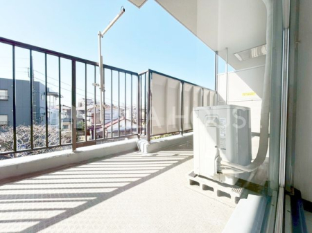 �o���R�j�[ -