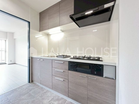 �L�b�`�� �������ɓ��������ɂ����Ɨ��^�L�b�`��