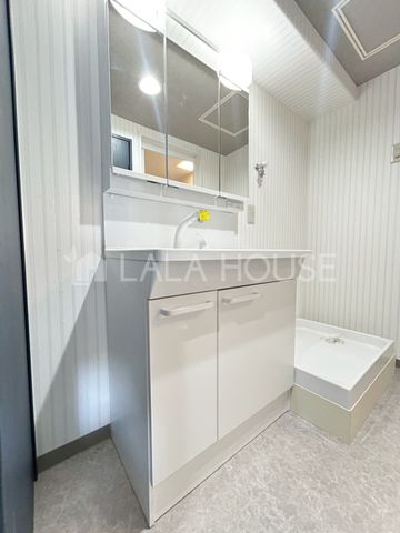 ���ʑ�E���ʏ� -