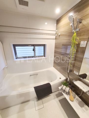 ���� ���������@�t�Ȃ̂ŁA�J�̓���ԕ����C�ɂȂ�G�߂����������ł��܂��B