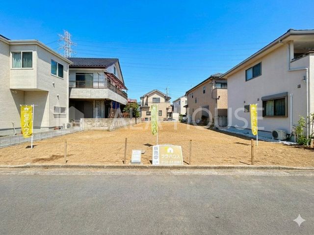 ���n�O�ώʐ^ ����w�k��24���I���]��9���B�o�X5���u���̑O�v���2���I���݌��z���E6�������\��I