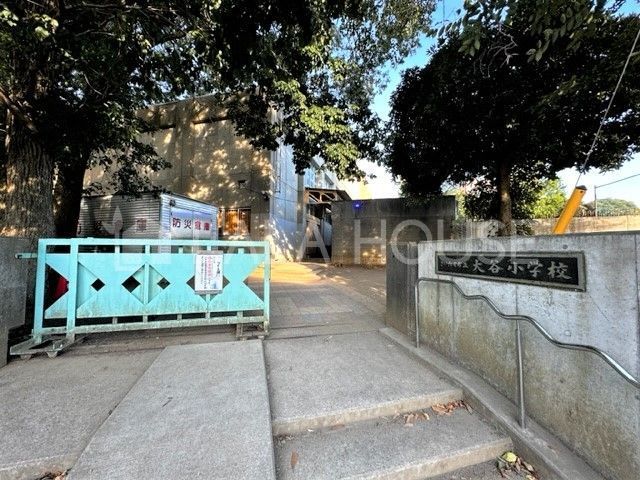 ���ӊ� �������܎s����J���w�Z �k��9���B 700m