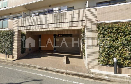 �G���g�����X -