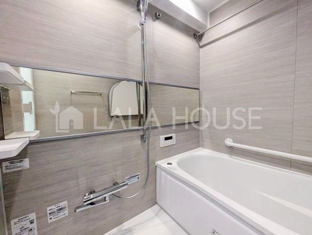 ���� ���������@�t�Ȃ̂ŁA�J�̓���ԕ����C�ɂȂ�G�߂����������ł��܂��B