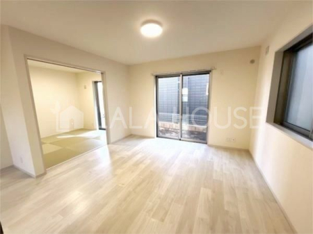 ���r���O �z����ǍD�B�������̍������ޖ��邢�����͌��M����ߖ�ł��܂��B