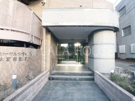 �G���g�����X -