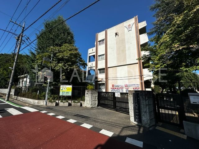 ���ӊ� �������܎s����{�쒆�w�Z �k��15���B 1150m