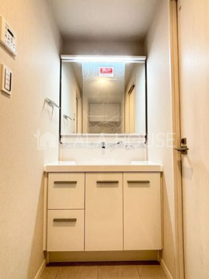 ���ʑ�E���ʏ� -