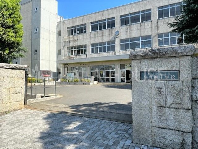 ���ӊ� �������܎s���^�쐼���w�Z �k��25���B 1840m